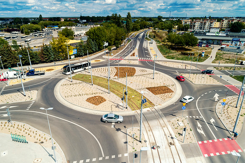 Construction of a tram line with associated infrastructure for the project ‘Improving the...